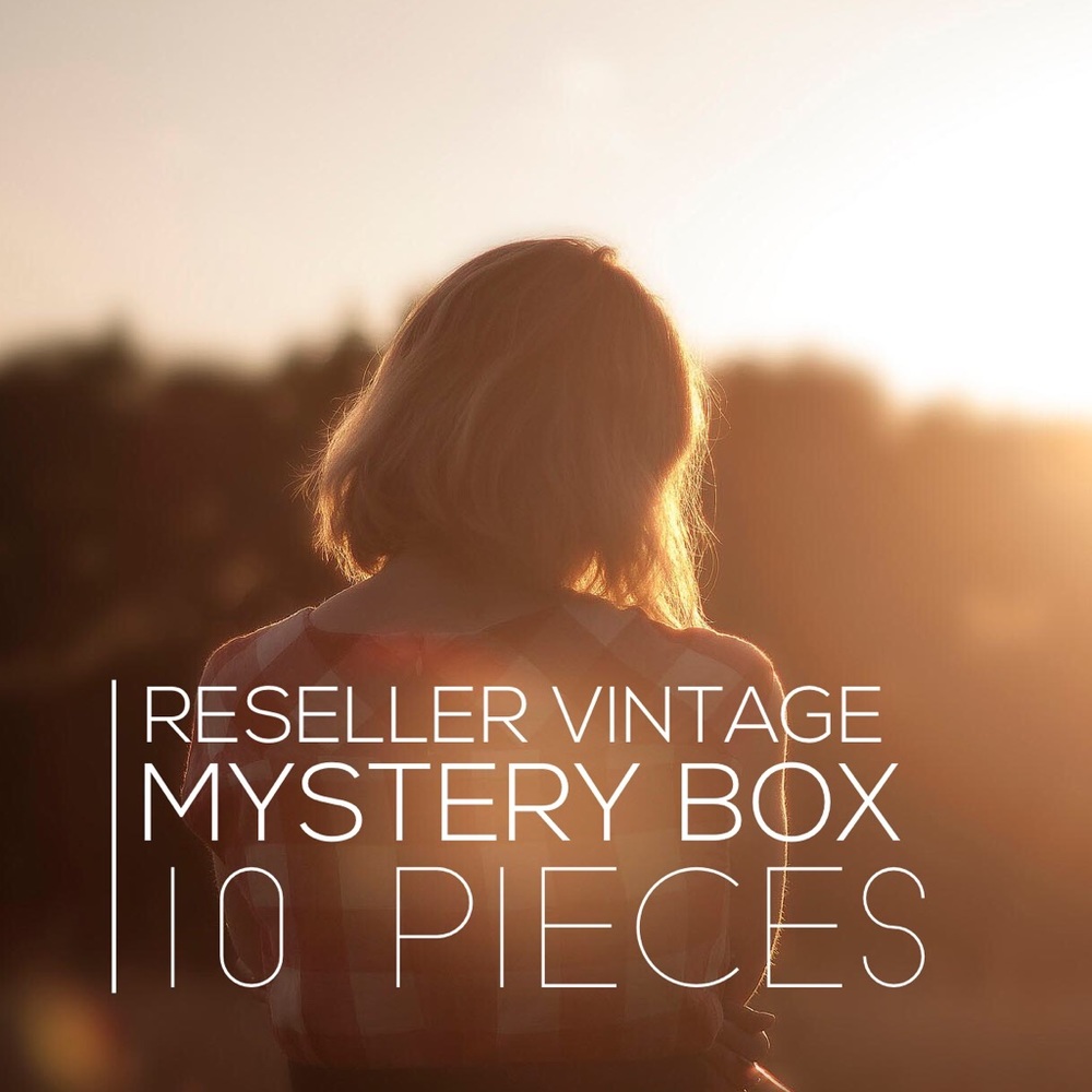Reseller Vintage Mystery Box - 10 pieces